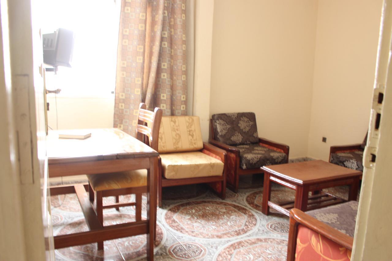 Meumi Palace Yaoundé Extérieur photo